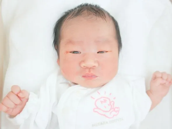 赤ちゃん
