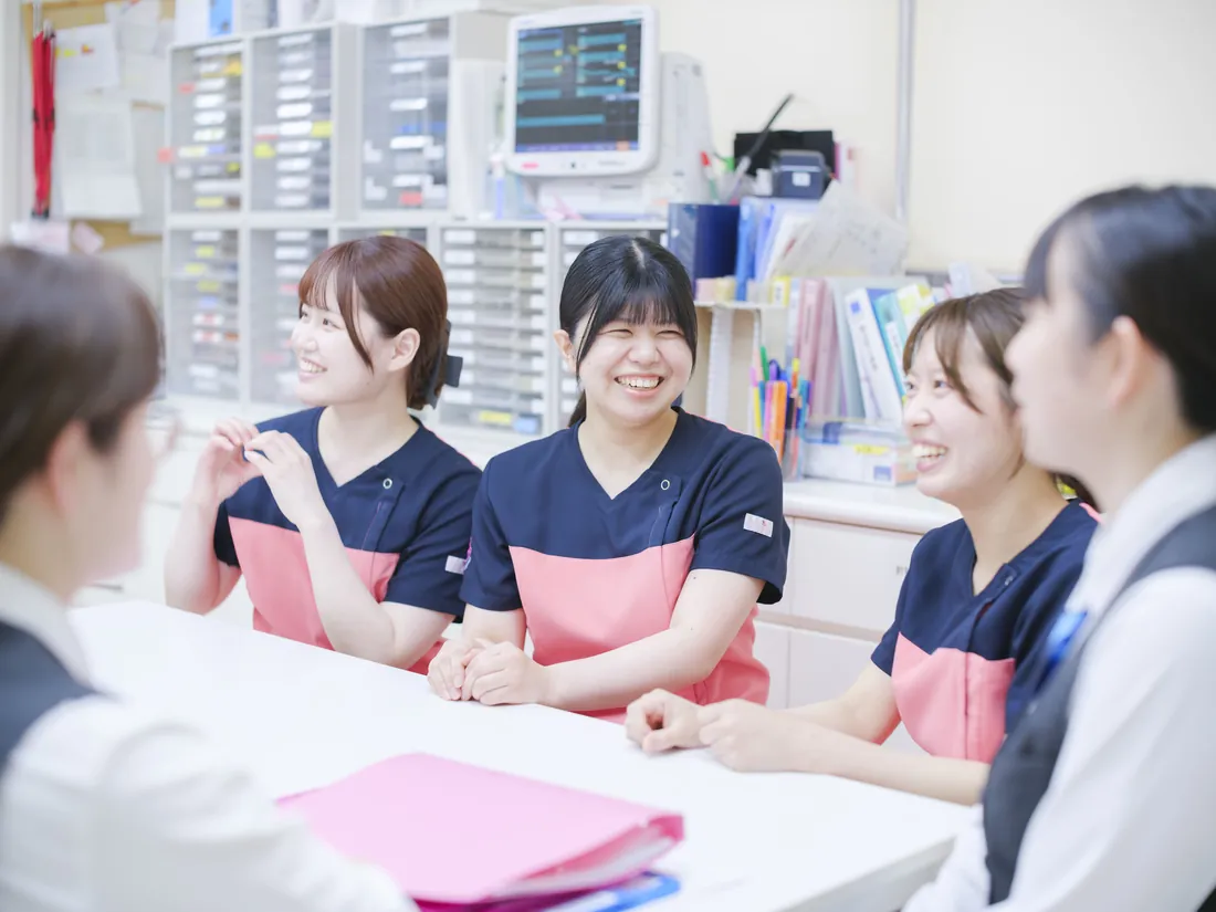 助産師の仕事風景